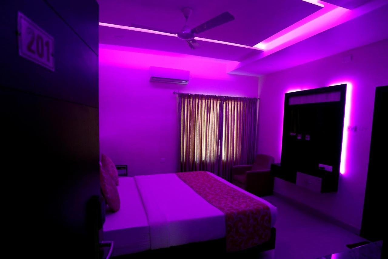 Shri Subham Residency Hotel Tiruchirappalli Buitenkant foto