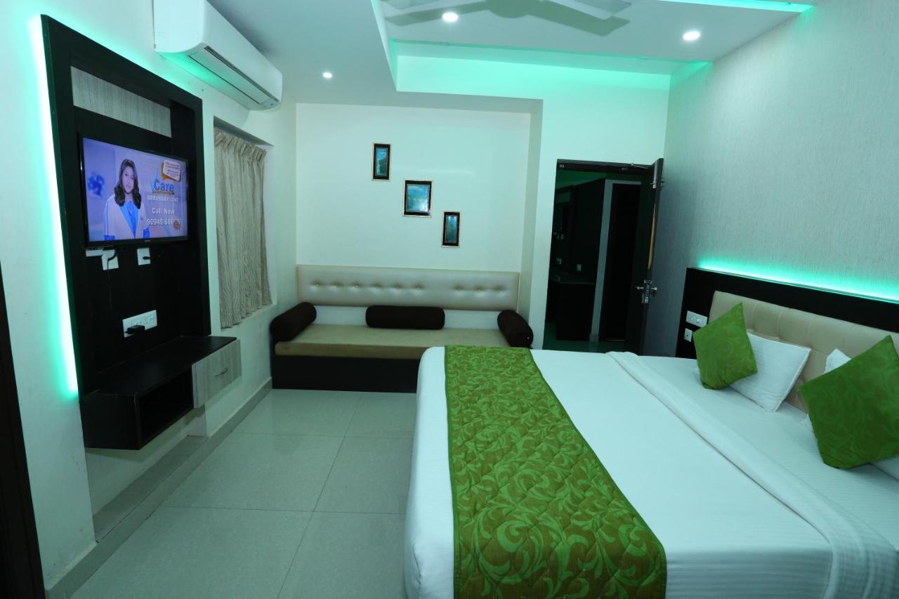 Shri Subham Residency Hotel Tiruchirappalli Buitenkant foto