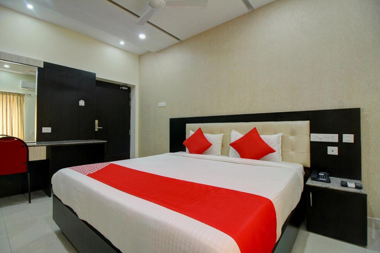 Shri Subham Residency Hotel Tiruchirappalli Buitenkant foto